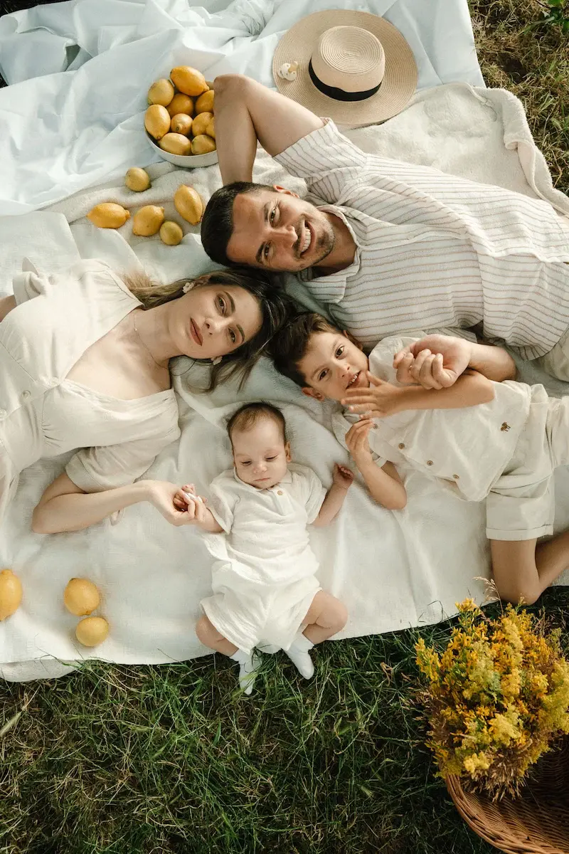 Ședință foto de familie în Sibiu realizată de AlbuDuo Photography