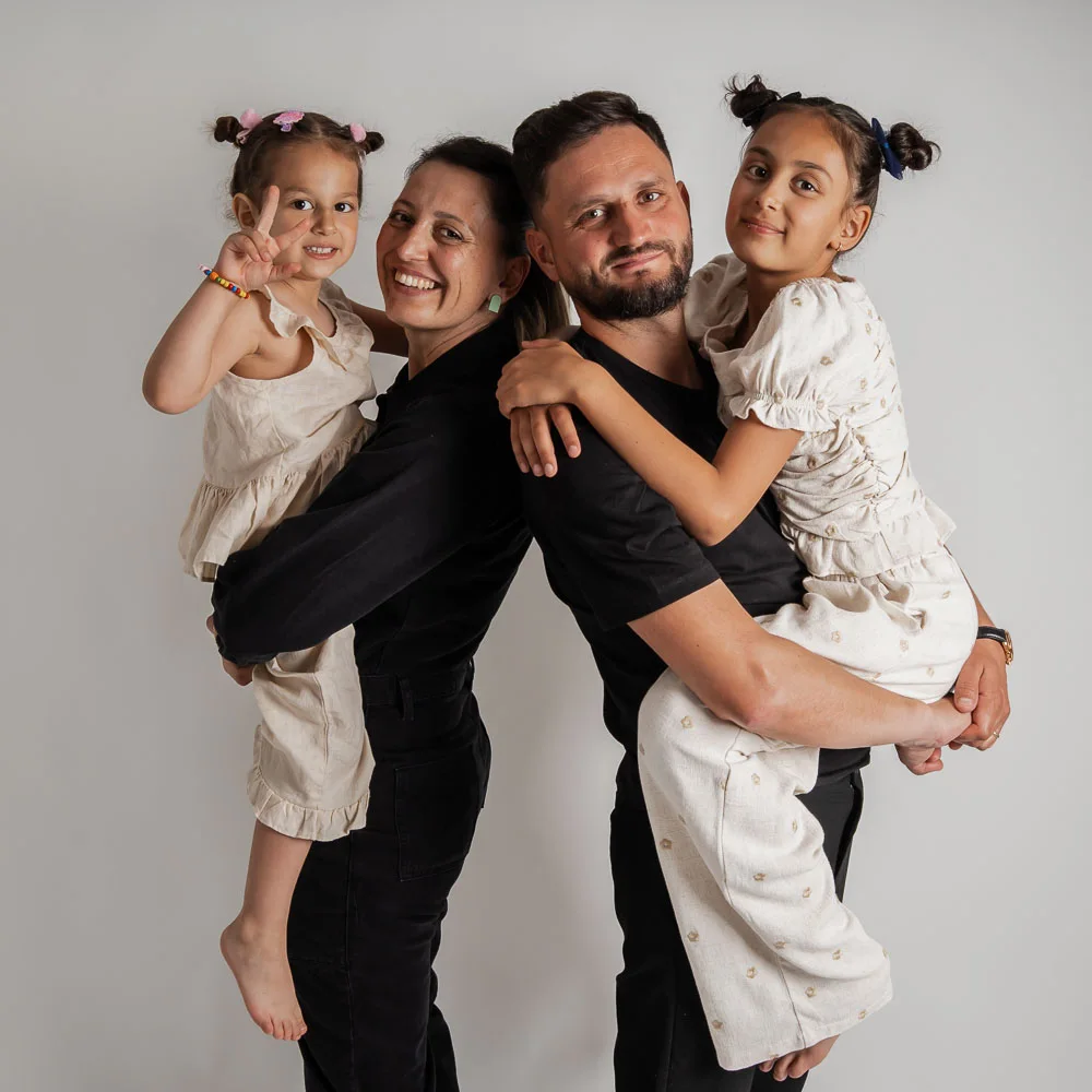 Fotografie familie Sibiu – studio sau natură, AlbuDuo Photography