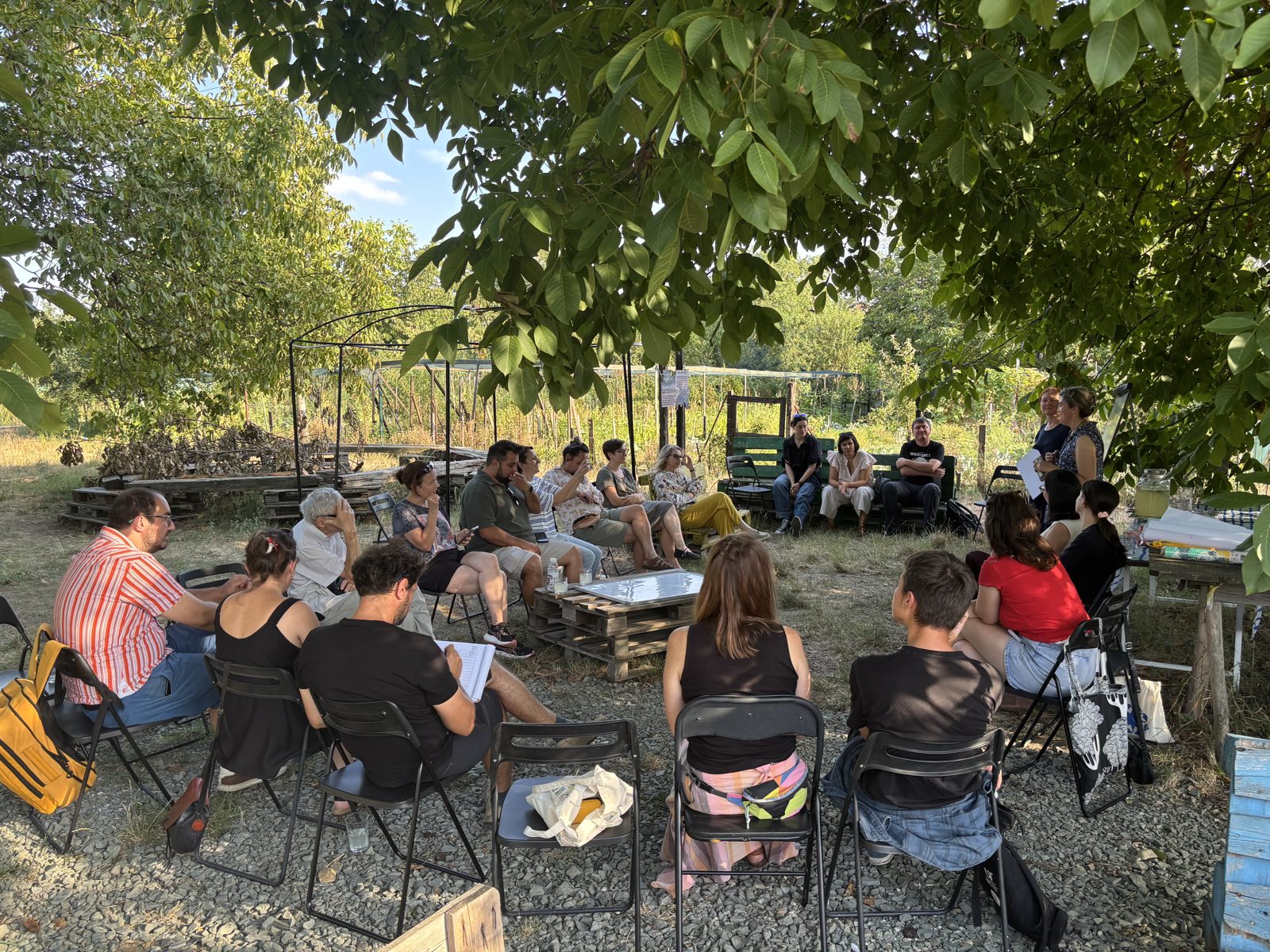 Outdoor Green Wisdom session